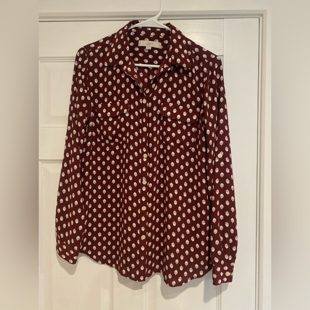 LOFT Maroon and White Acorn Button Down Blouse